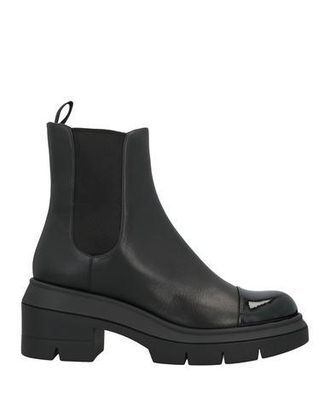 Stuart Weitzman Ankle boots