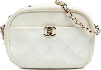 Chanel Pre-owned Womens Small Quilted Goatskin Casual Trip Camera Bag - White Leather - One Size
