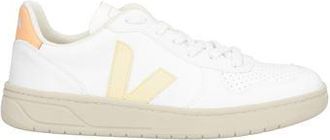 Veja FOOTWEAR - Trainers sur YOOX.COM