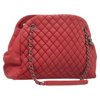 Chanel Matelasse Chain Leather Pink Leather Handbag (Pre-Owned)