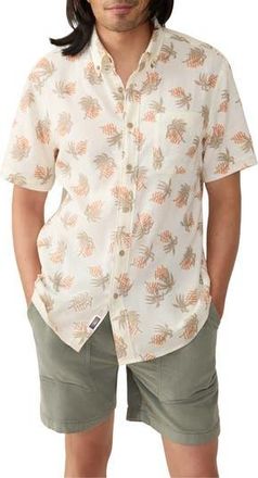 Faherty Breeze Short Sleeve Button-Down Shirt in Sunlit Palm And Waves at Nordstrom Rack, Size Medium