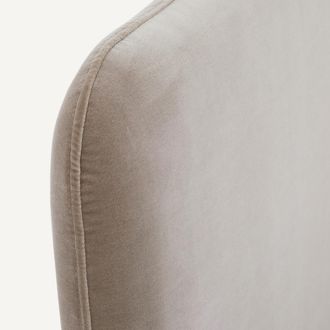 AM.PM 2-zits platformbed in walnoot en fluweel, SLICE