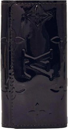 Louis Vuitton Pre-owned Accessories, female, Purple, Size: ONE SIZE Pre-owned Compact Key Holder with Secure Closure for Everyday Use