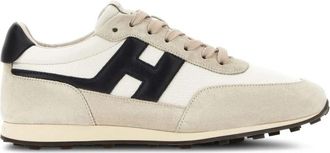 Hogan H699 Logo-patch Sneakers - Heren - Sneakers - Wit - 40 1/2 EU - Nylon - Schoenen