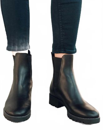 Soludos Womens Greenpoint Chelsea Boot In Black Leather