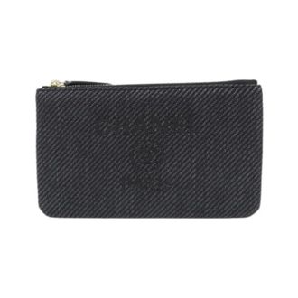 Chanel Pre-owned Clutches, female, Black, Size: ONE SIZE Pre-owned Nylon Pouch