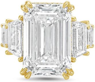 Diana M. Jewels 18kt Yellow gold Lab grown 20ct Emerald Cut Diamond hidden halo fashion ring