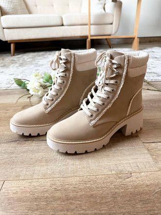 Mia Womens Nakoma Lace-Up Bootie In Neutral