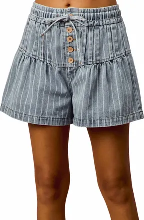 So Me Stripe Flared Pintuck Detail Denim Shorts In Blue