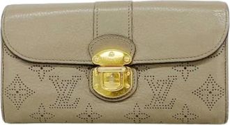 Louis Vuitton Pre-owned Wallets, female, Beige, Size: ONE SIZE Pre-owned Portefeuille Iris Long Wallet