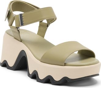 Sorel Kinetic Aura Ankle Strap Platform Sandal in Dusty Twill/Gum 18 at Nordstrom, Size 10.5