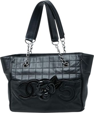 Chanel Black Patent Leather Leather Handbag Tote Bag (Pre-Owned)