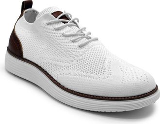 Akademiks Olney Wingtip in White at Nordstrom Rack, Size 10