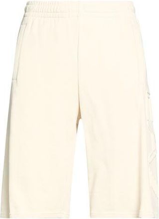Emporio Armani HOSEN & R&Ouml;CKE - Shorts & Bermudashorts auf YOOX.COM
