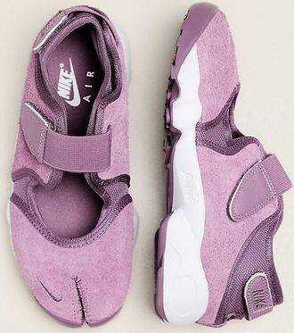 Nike Air Rift Sneakers