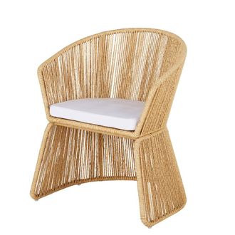 Maisons du monde Silla de comedor profesional de exterior de resina reciclada beige y coj&iacute;n crudo