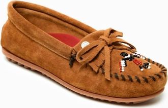 Minnetonka Womens Thunderbird Animikii Hardsole Moccasin In Brown