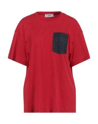 Jijil T-shirts