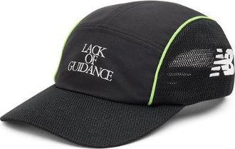 New Balance Hombre Lack of Guidance X 5 Panel Cap en Negro/Verde, Poli&eacute;ster, Talla OSZ