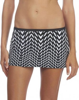Kenneth Cole Optical Illusion Swim Skirt In Kkc Black