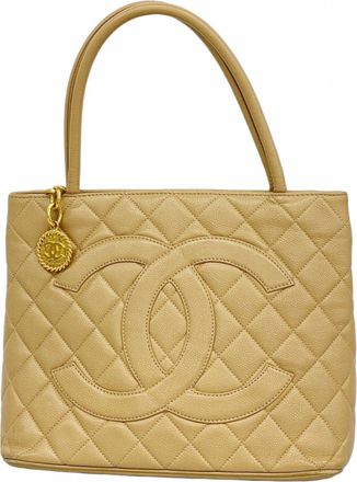 Chanel Beige Grained Calfskin Tote Bag (Pre-Owned)