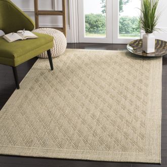 Safavieh Palm Beach Machine Made Area rug, Sand Transitional Style Easy Care