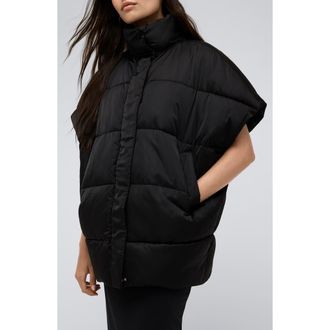 Kenneth Cole Oversize Tapered Quilted Vest in Black at Nordstrom, Size Small