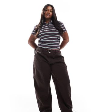 Asos Curve ASOS DESIGN Curve - Pantaloni color cioccolato a pannelli con zip e cintura-Marrone