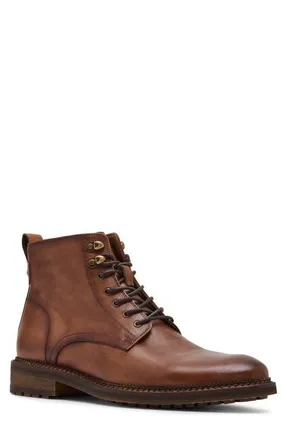 ★Steve Madden★新作★大人気★BOOMER STUD BROWN★スニーカー ☆Steve Madden☆新作☆大人気☆BOOMER STUD BROWN☆スニーカー