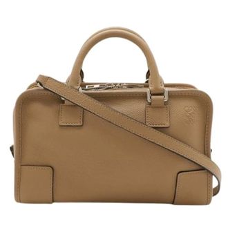 Loewe Vintage, unisex, Bruin, ONE Size, Leer, Pre-owned Amazona 23 Anagram Handbag
