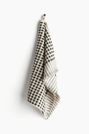 H&M Gemustertes Handtuch aus Baumwollfrottee - Dunkelgr&uuml;n/Gepunktet