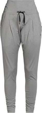 Diadora PARTES DE ABAJO - Pantalones en YOOX.COM