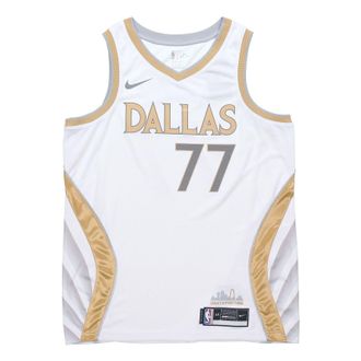 Nike Mens Nike NBA Basketball Sports SW Fan Edition 20-21 Season Doncic Mavericks. No. 77 White Jersey CN1723-101