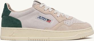 Autry MEDALIST LOW SNEAKERS IN TRICOLOR SAND AND GREEN SUEDE