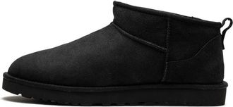 UGG Classic Boot - Black