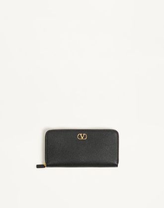 Valentino Garavani VLogo Signature Zip Wallet in Grainy Calfskin Woman BLACK UNI