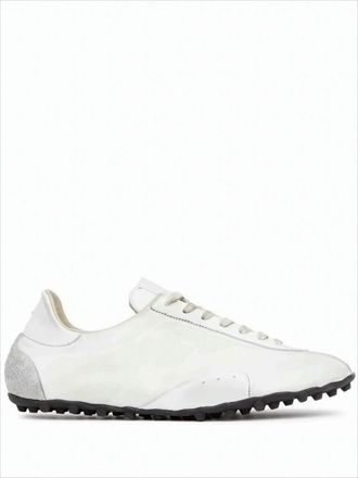 Maison Margiela Low-Profile White Sneakers With Textured Sole And Suede Accents