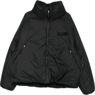 Jacquemus Piumino con logo e cappuccio - Nero