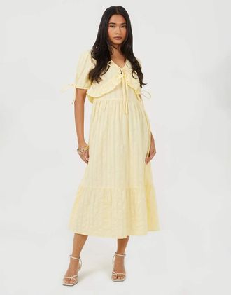 Brave Soul Vestito lungo giallo con maniche a sbuffo, laccetti e volant