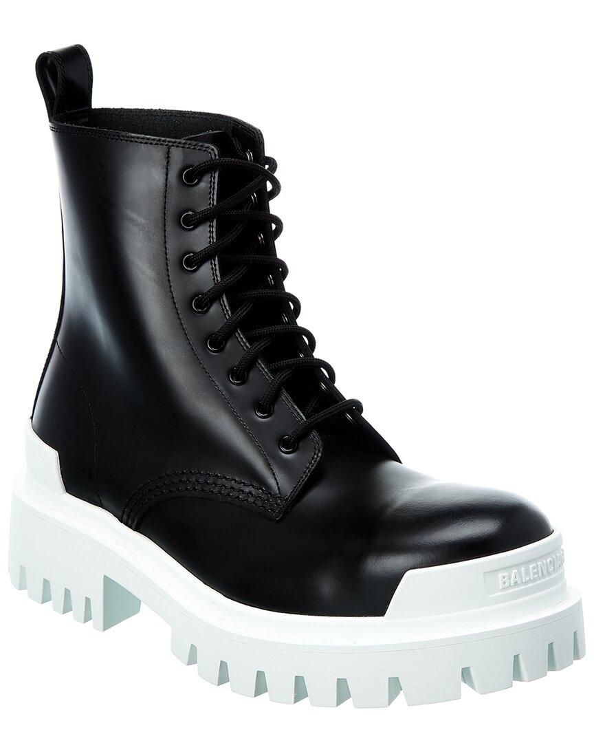 Balenciaga: Black Leather Boots now up to −56% | Stylight Balenciaga: Black Leather Boots now up to −56% | Stylight