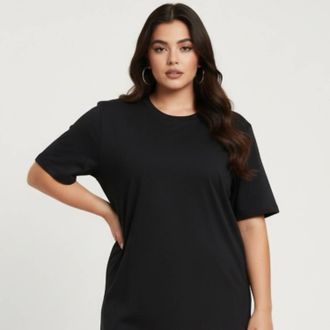 Nike Crew Neck Short Sleeve Tee In Black