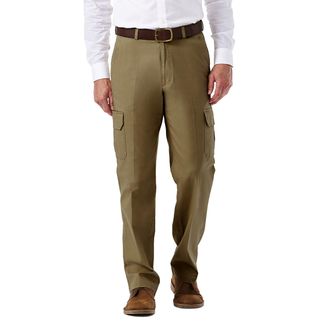 Haggar mensHC00225Stretch Comfort Cargo Expandable Waist Classic Fit Plain Front Pant Casual Pants - Brown - 40W x 29L