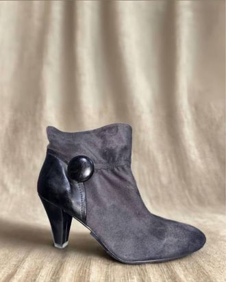 Madeline Womens Cinderella Ankle Boot In Black
