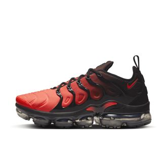 Nike Mens Air VaporMax Plus Shoes in Black | DZ4857-001
