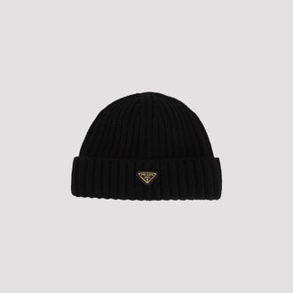 Prada muts