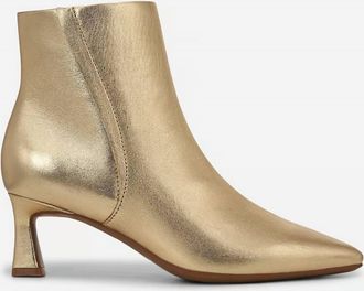 Naturalizer Womens Deesha Bootie In Dark Gold Leather