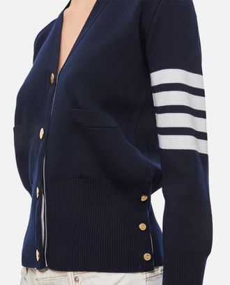 Thom Browne Cardigan Milano Classico Scollo V In Fine Lana Merino