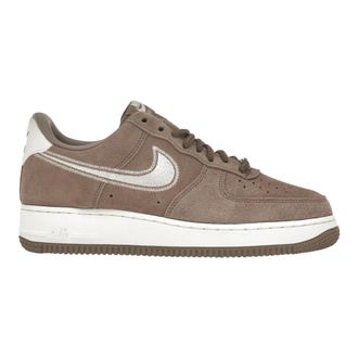 Nike Air Force 1 07 LV8 Sneaker in Mink Brown Men Low-Top