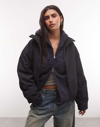 Weekday giacca sportiva con collo alto e fodera in pile borg nera-Nero