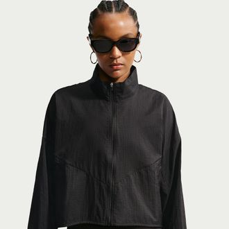 Nike Womens Nike Sportswear Oversized Lightweight Ripstop Jacket in Black | IF0587-010